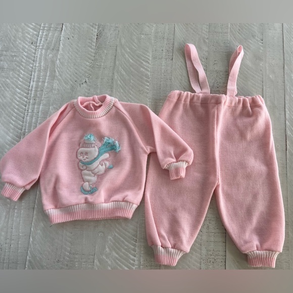 Vintage Little Girls 70’s Ice Skating Bear Pink Sweater Outfit in size 9-12 M - Picture 2 of 12